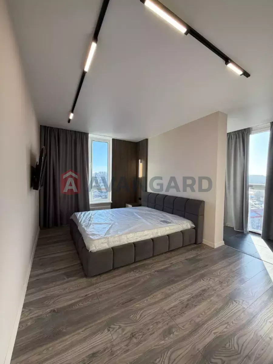 2 ��. ��������, 60/40/15 ��. �., 16/17 ������ ���� 6