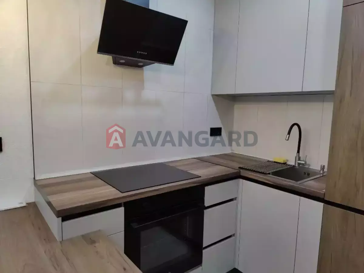 1 ��. ��������, 37/-/15 ��. �., 5/10 ������ ���� 10