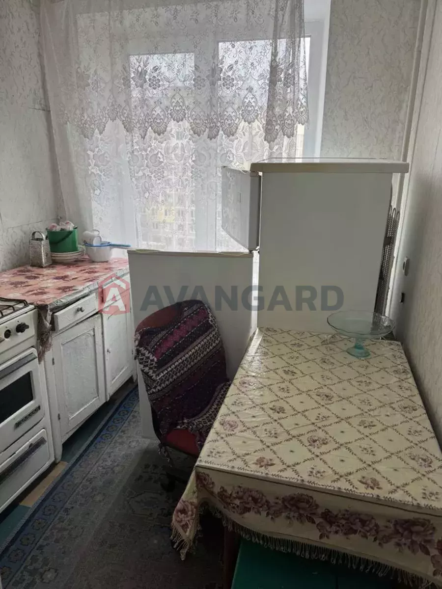 1 ��. ��������, 23/-/5 ��. �., 8/9 ������ ���� 1