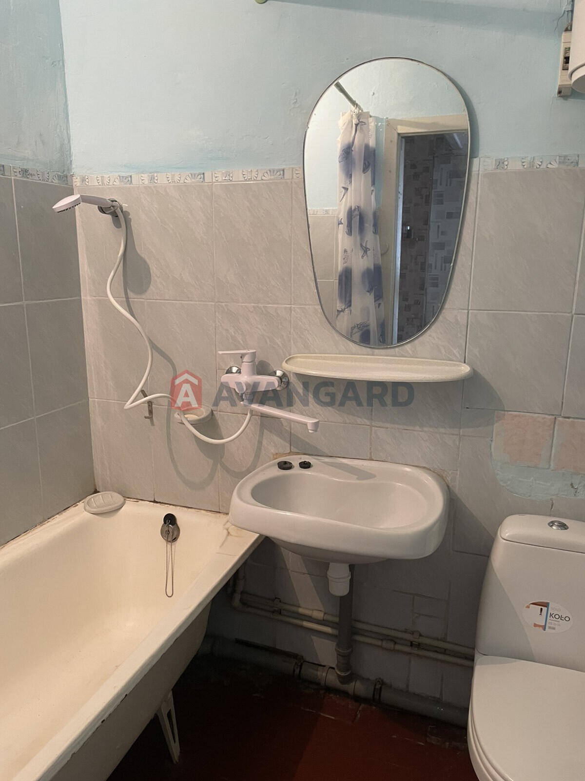 1 ��. ��������, 40/22/7 ��. �., 8/14 ������ ���� 3