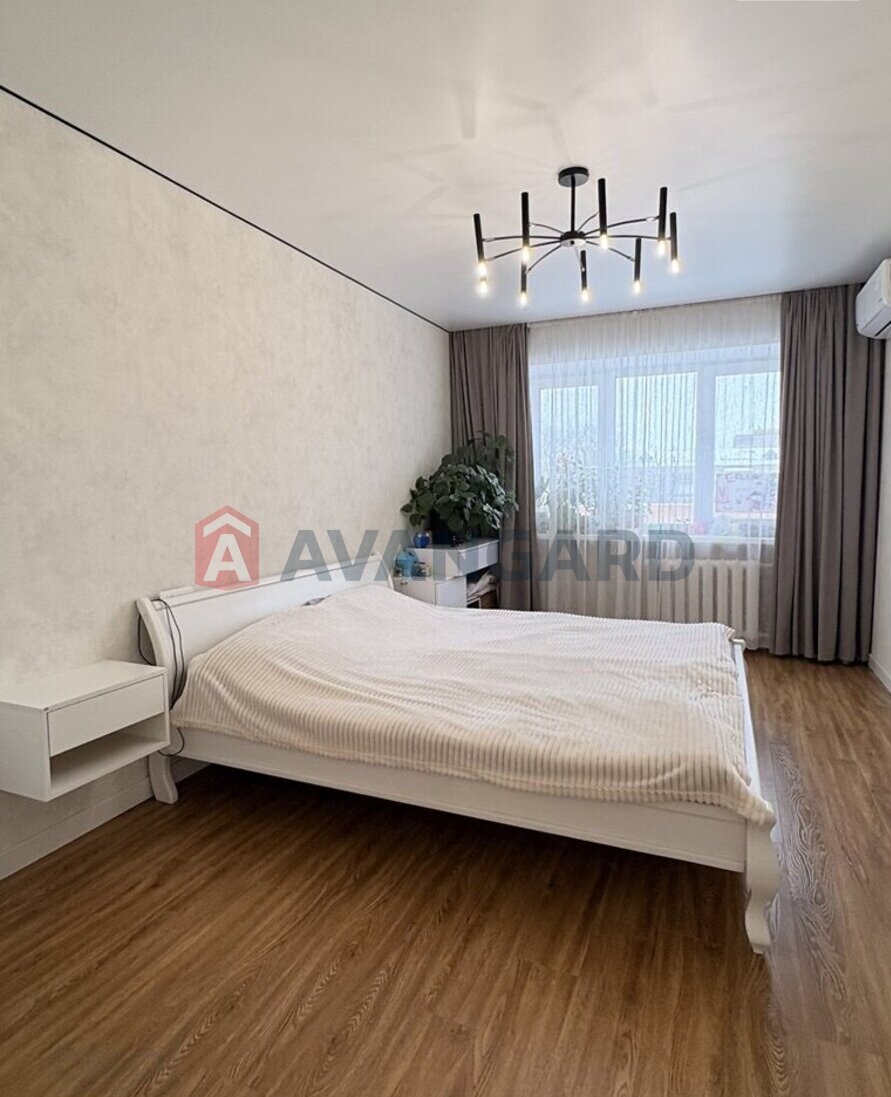 2 ����. ��������, 43/28/7 ��. �., 4/5 ���� ���� 2