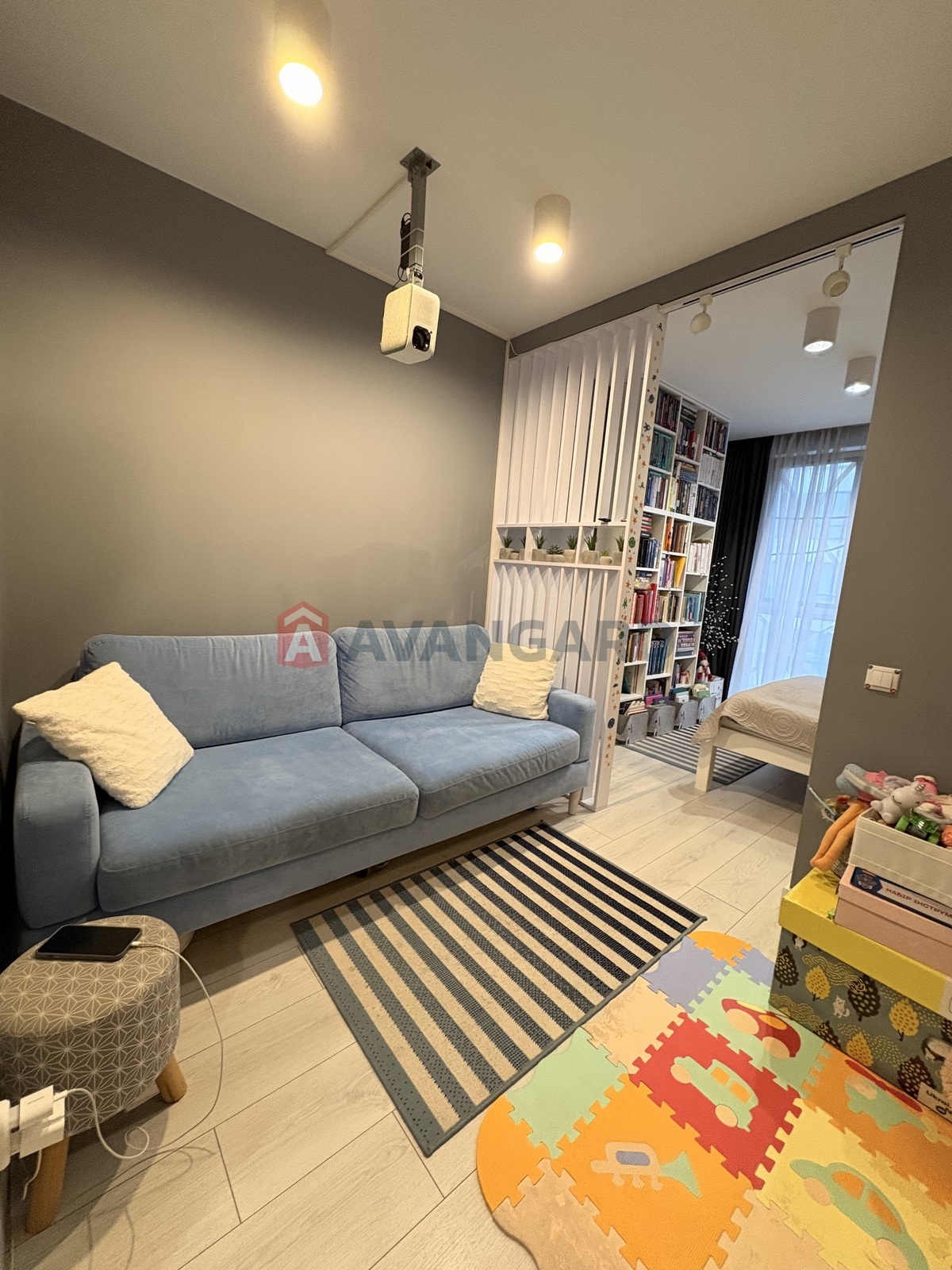 2 ��. ��������, 67/30/18 ��. �., 4/4 ������ ���� 6