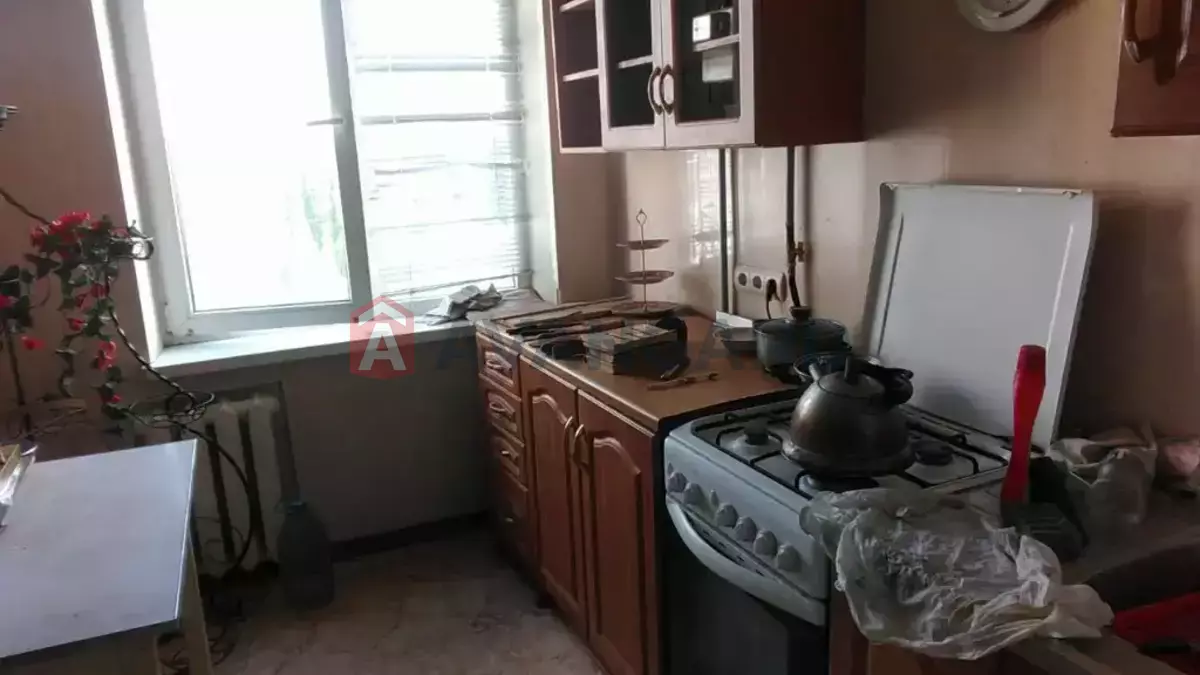 2 ��. ��������, 48/28/8 ��. �., 9/9 ������ ���� 1