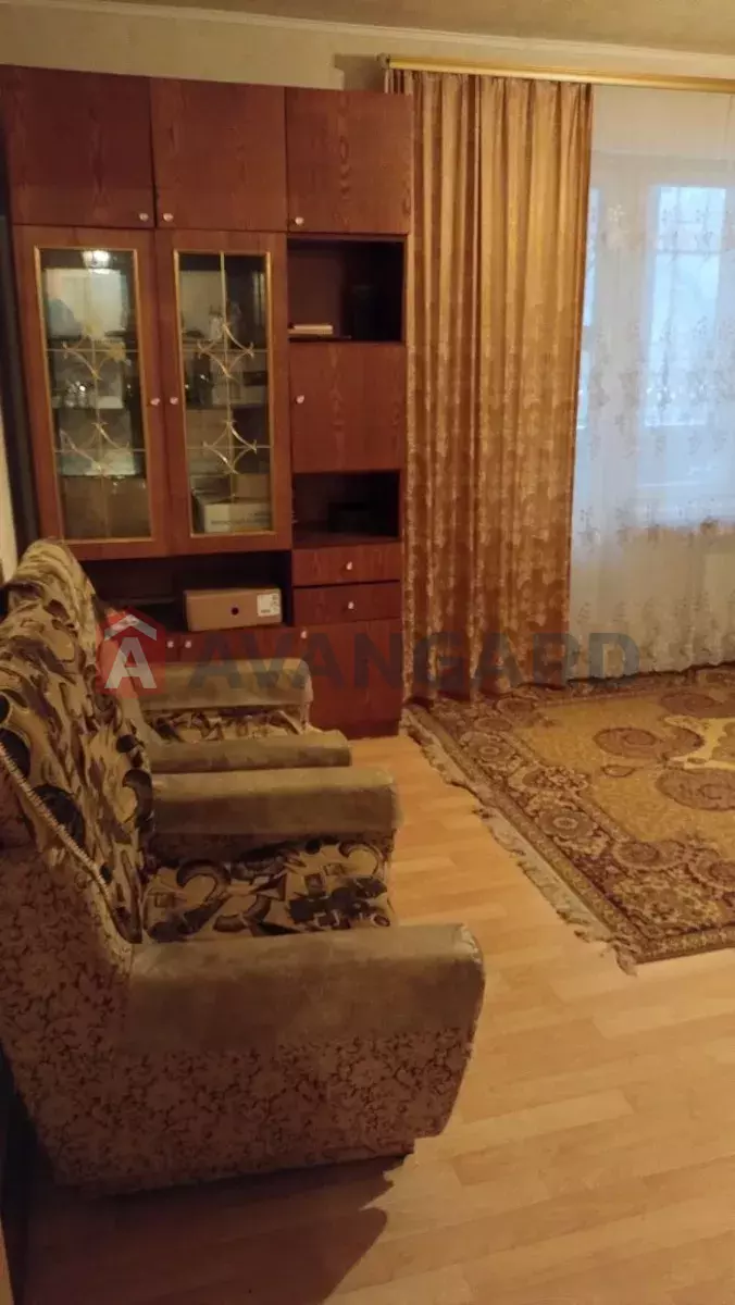 2 ��. ��������, 52/-/8 ��. �., 3/9 ������ ���� 14