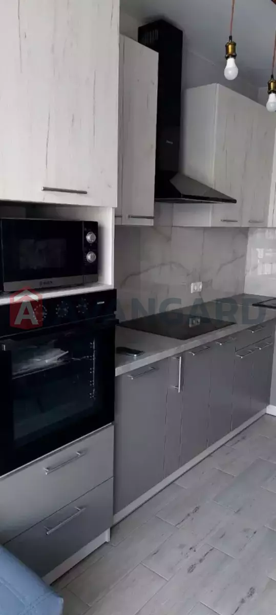 1 ��. ��������, 43/14/14 ��. �., 2/9 ������ ���� 3