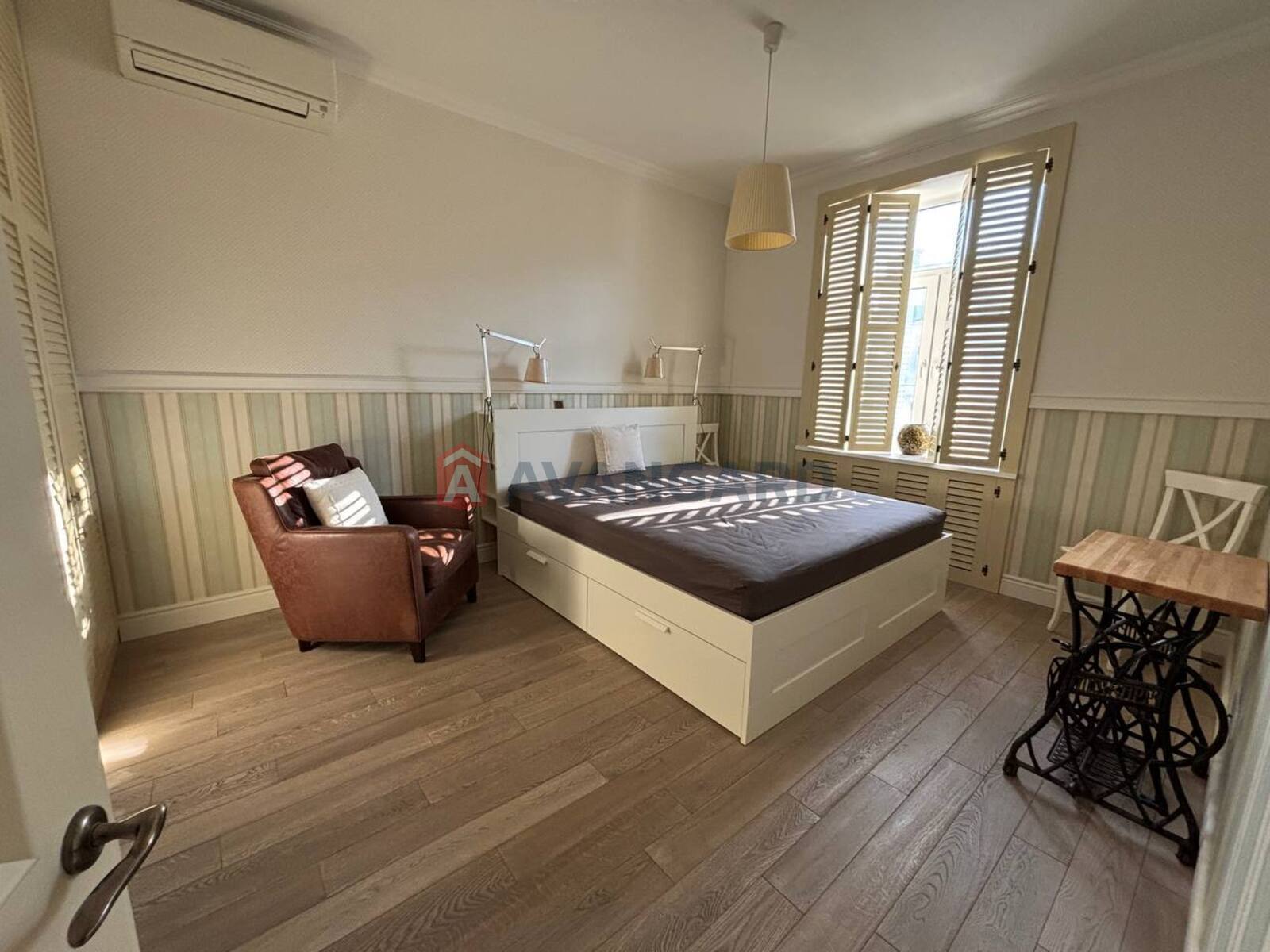 3 ����. ��������, 79.45/50.98/28.9 ��. �., 3/5 ���� ���� 10