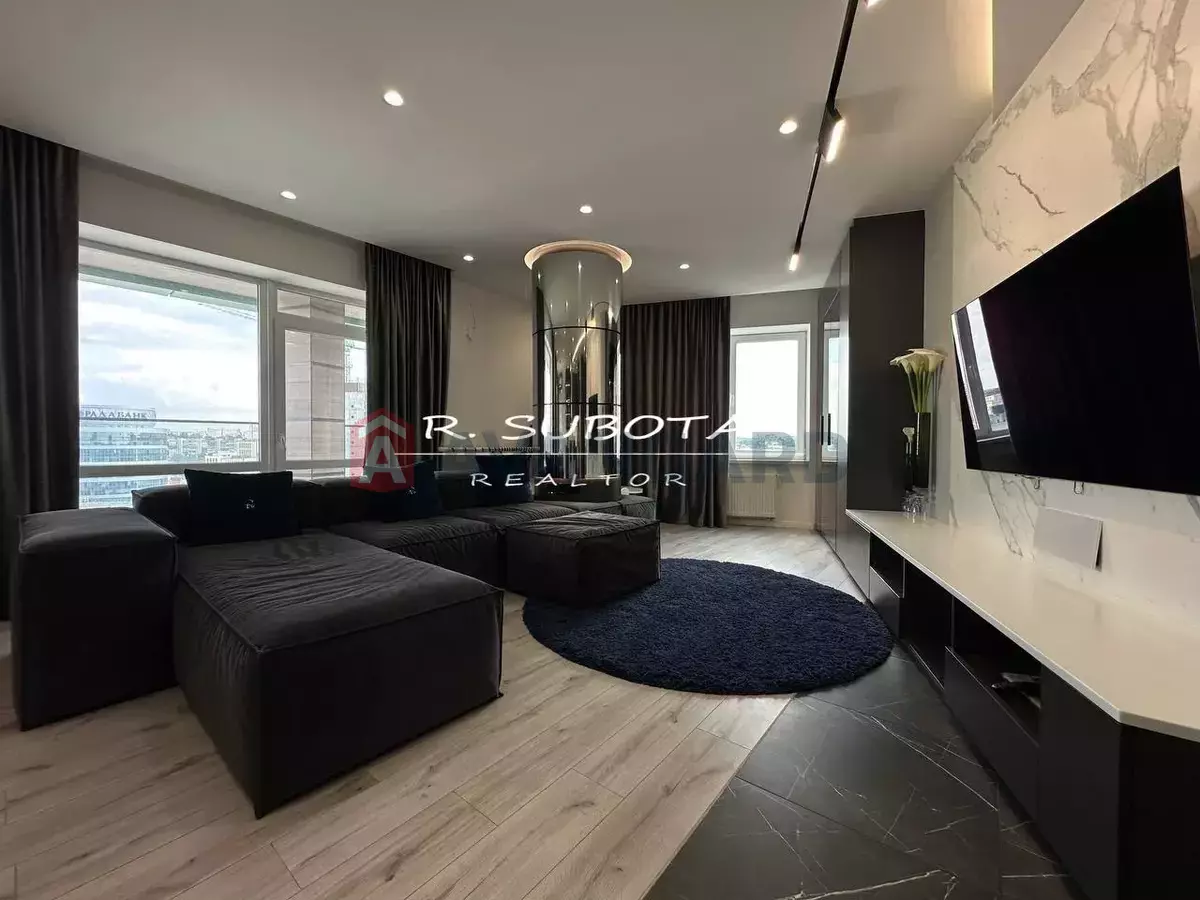 4 ��. ��������, 140/-/- ��. �., 19/24 ������ ���� 4