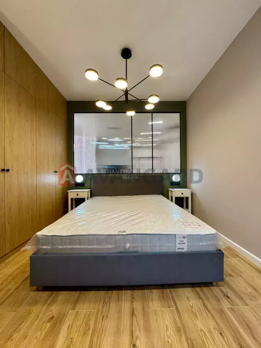 2 ��. ��������, 55/-/18 ��. �., 7/13 ������ ���� 9