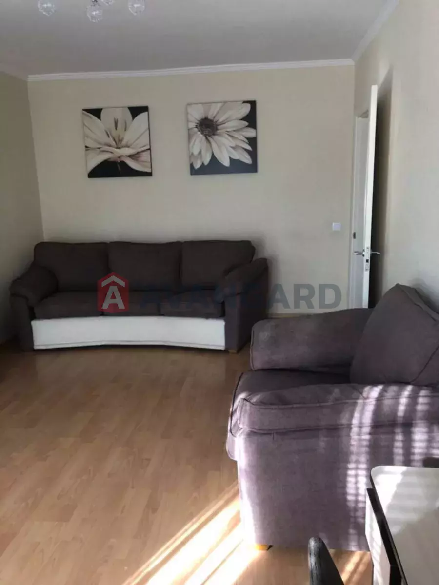 2 ��. ��������, 60/-/11 ��. �., 4/5 ������ ���� 11