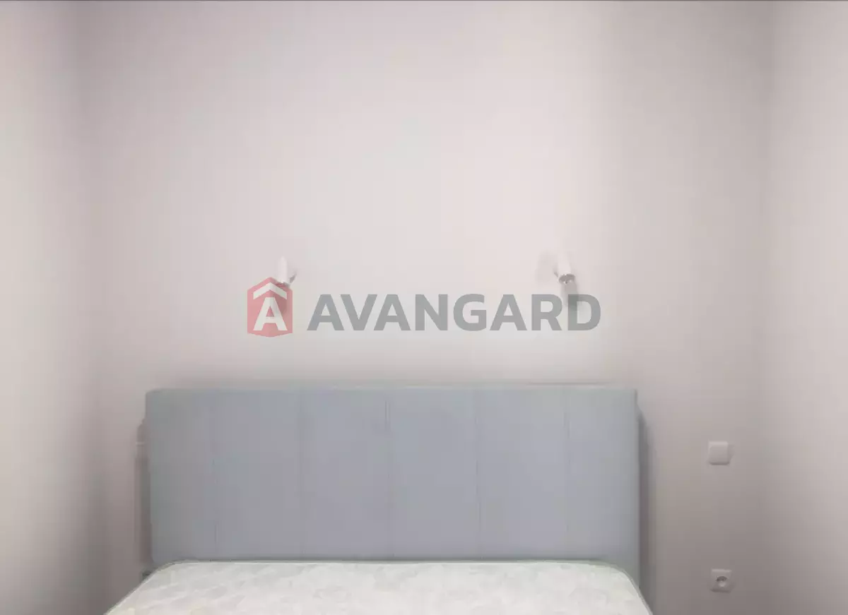 1 ��. ��������, 47/35/17 ��. �., 4/12 ������ ���� 8