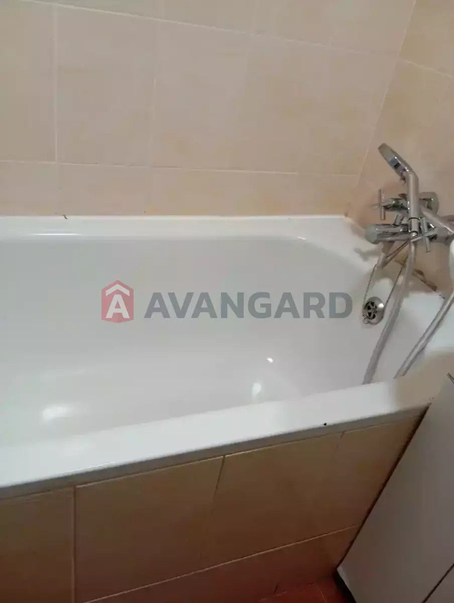 1 ����. ��������, 17/-/- ��. �., 7/9 ���� ���� 3