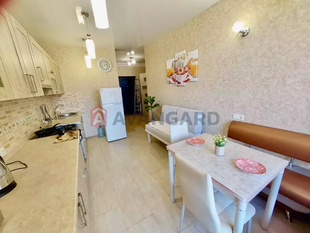 2 ��. ��������, 48/30/18 ��. �., 8/12 ������ ���� 6