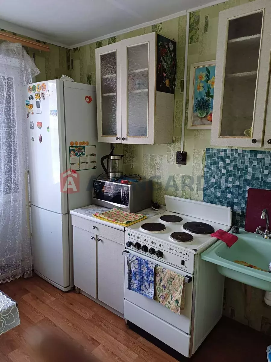 1 . , 37/-/8 . ., 3/3   4