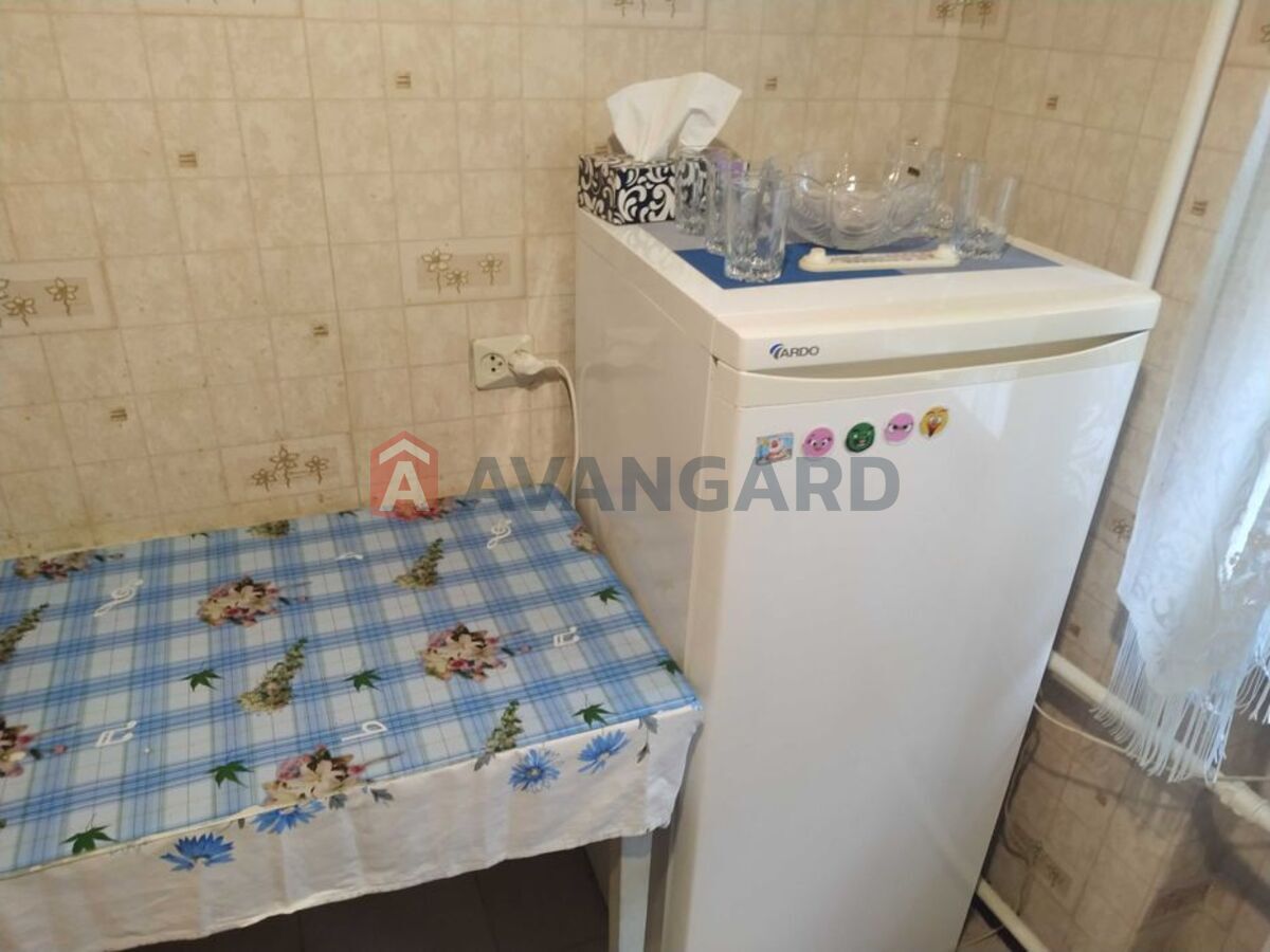 1 ��. ��������, 30/-/6 ��. �., 2/5 ������ ���� 5