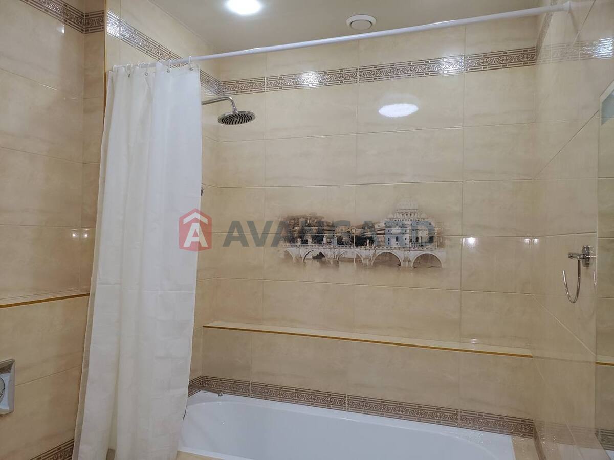 2 ��. ��������, 79/-/20 ��. �., 14/17 ������ ���� 4