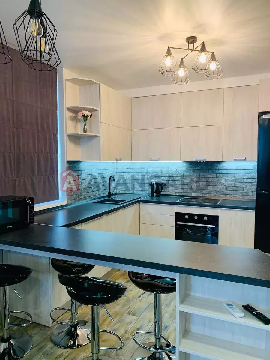 1 ����. ��������, 52/-/20 ��. �., 14/19 ���� ���� 6