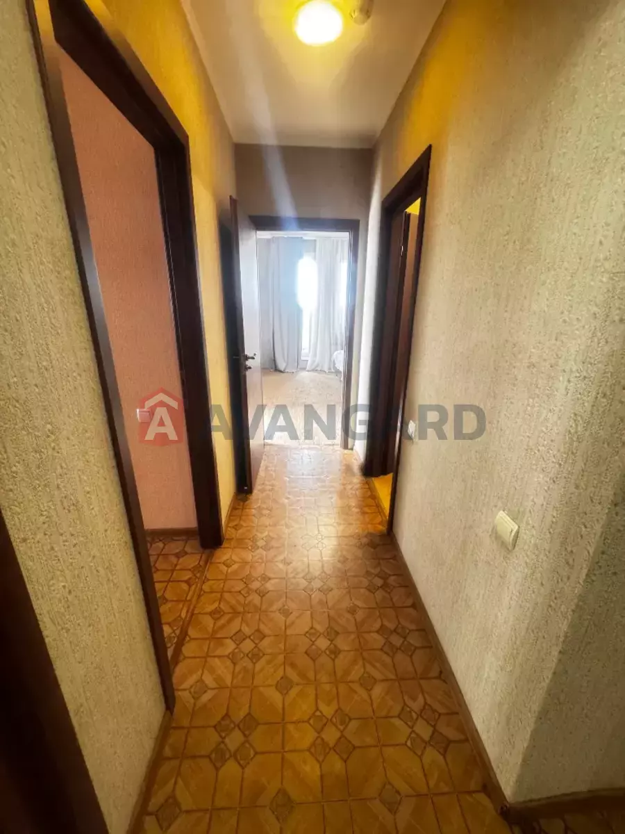 2 ����. ��������, 70/-/- ��. �., 11/17 ���� ���� 11