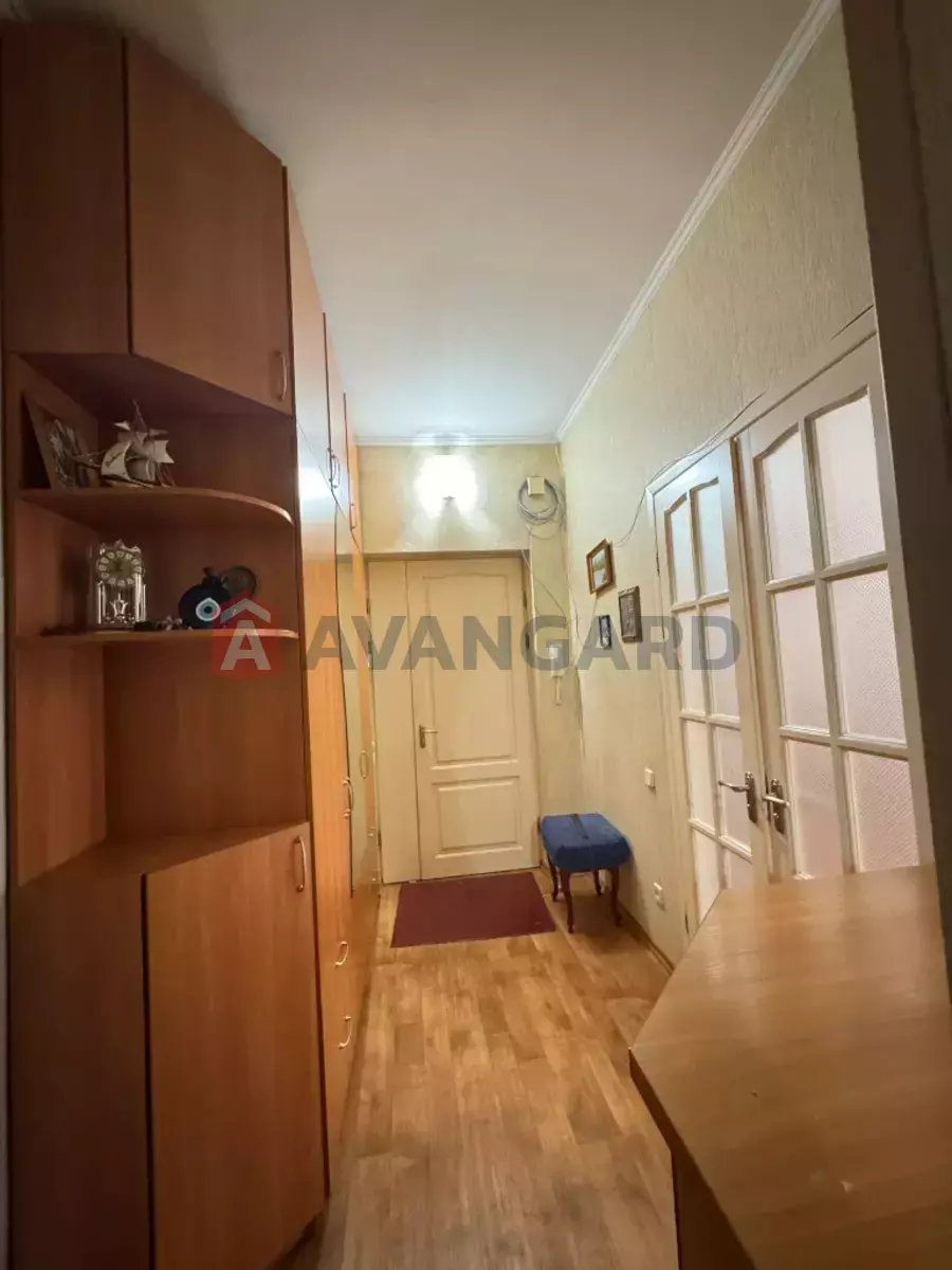 2 ����. ��������, 62/-/10 ��. �., 4/5 ���� ���� 10