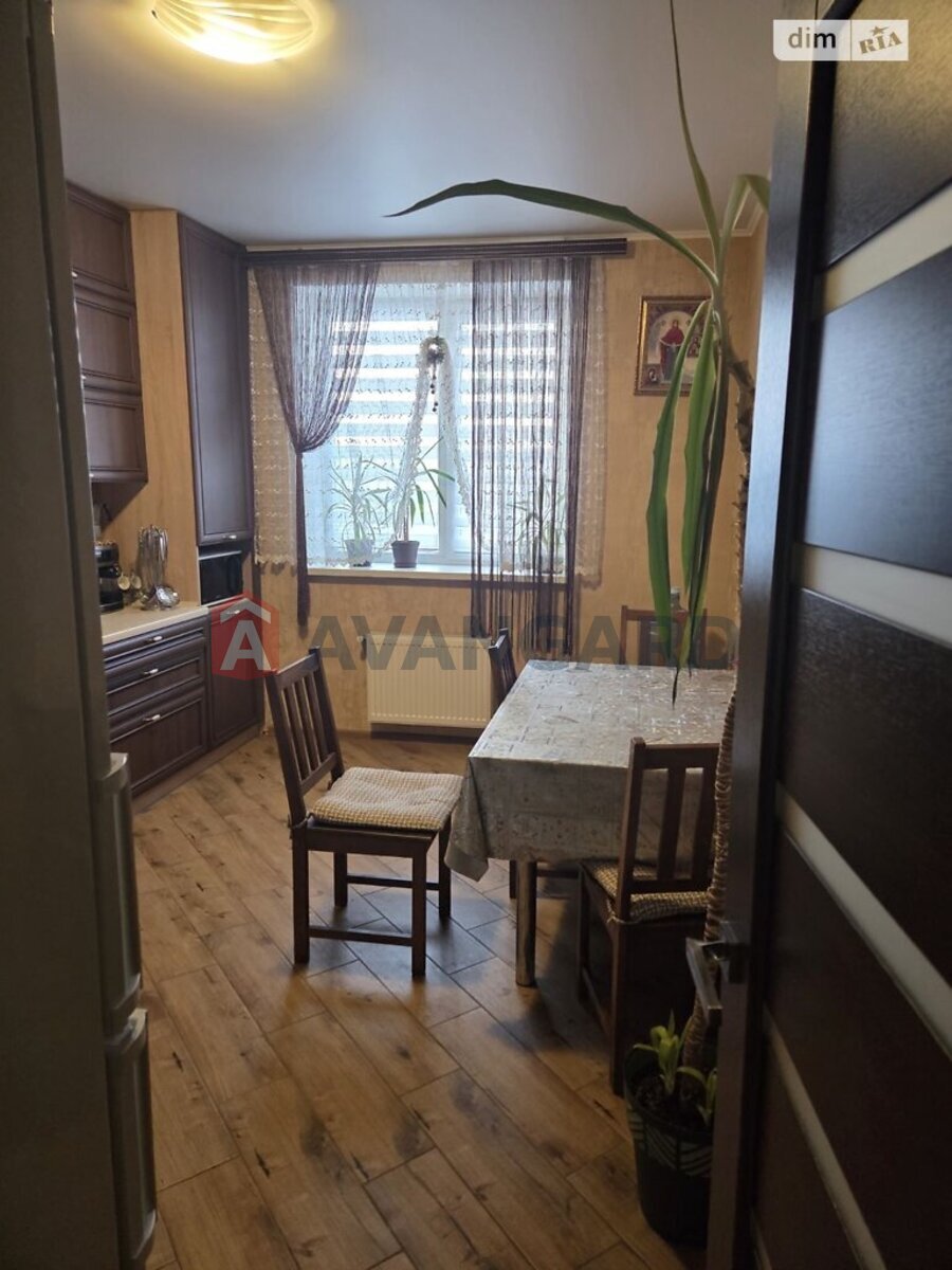 2 ����. ��������, 70/-/- ��. �., 1/6 ���� ���� 4