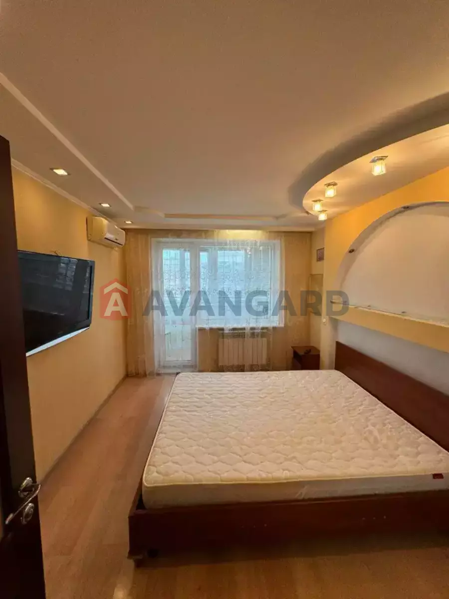 3 ����. ��������, 80/45/10 ��. �., 9/9 ���� ���� 3