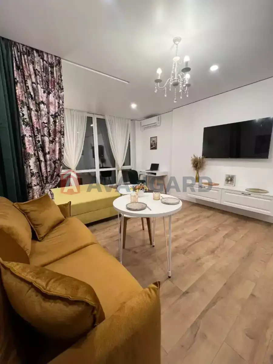 1 ����. ��������, 34/-/- ��. �., 17/24 ���� ���� 1