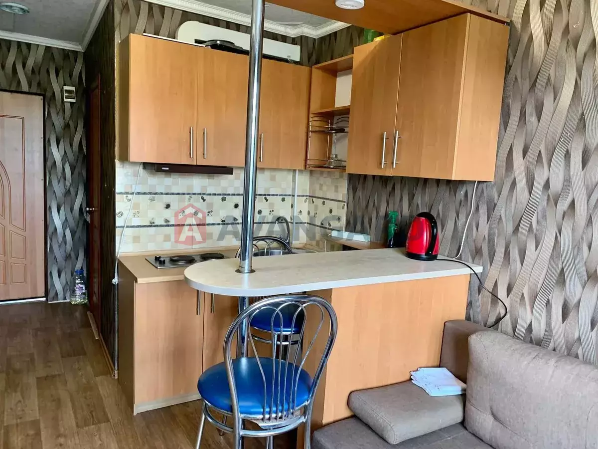 1 ����. ��������, 17/-/- ��. �., 9/9 ���� ���� 6