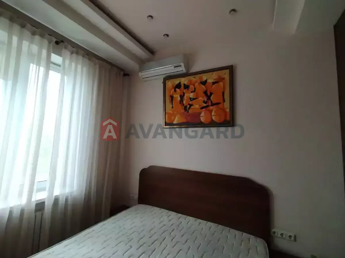 1 ��. ��������, 53/-/20 ��. �., 3/3 ������ ���� 26