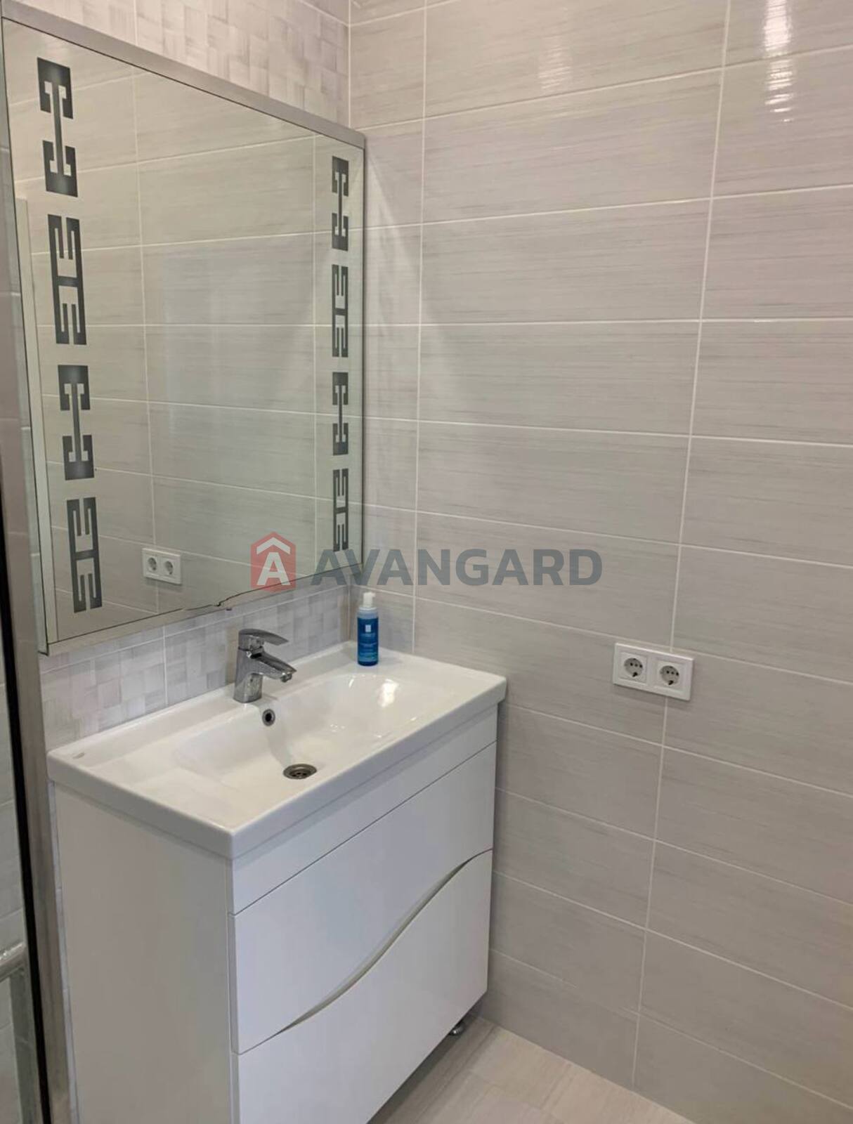 2 ����. ��������, 55/-/12 ��. �., 4/7 ���� ���� 7