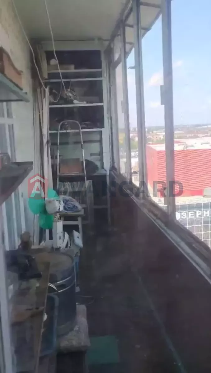 2 ��. ��������, 50/-/8 ��. �., 9/9 ������ ���� 5