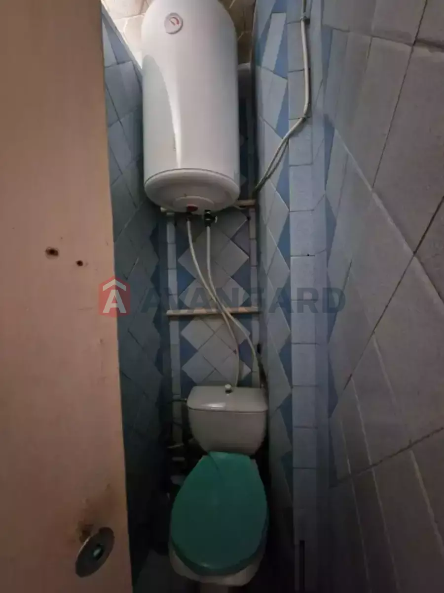 2 ����. ��������, 45/27/8 ��. �., 9/9 ���� ���� 3