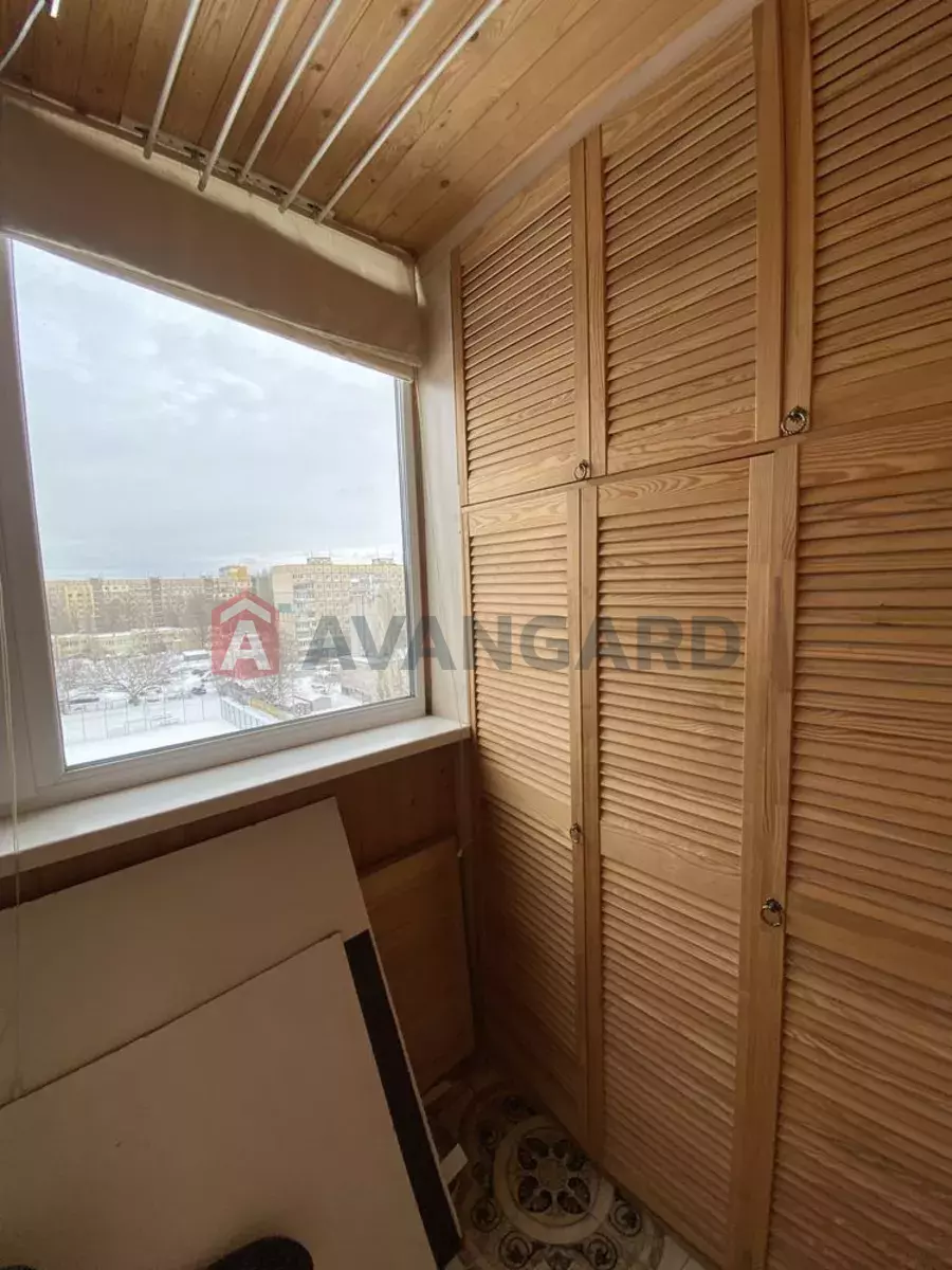 3 ��. ��������, 101/-/15 ��. �., 6/17 ������ ���� 12