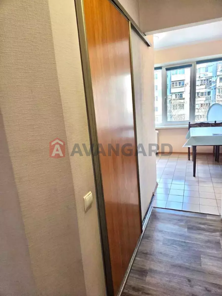 1 ��. ��������, 39/-/8 ��. �., 7/9 ������ ���� 11