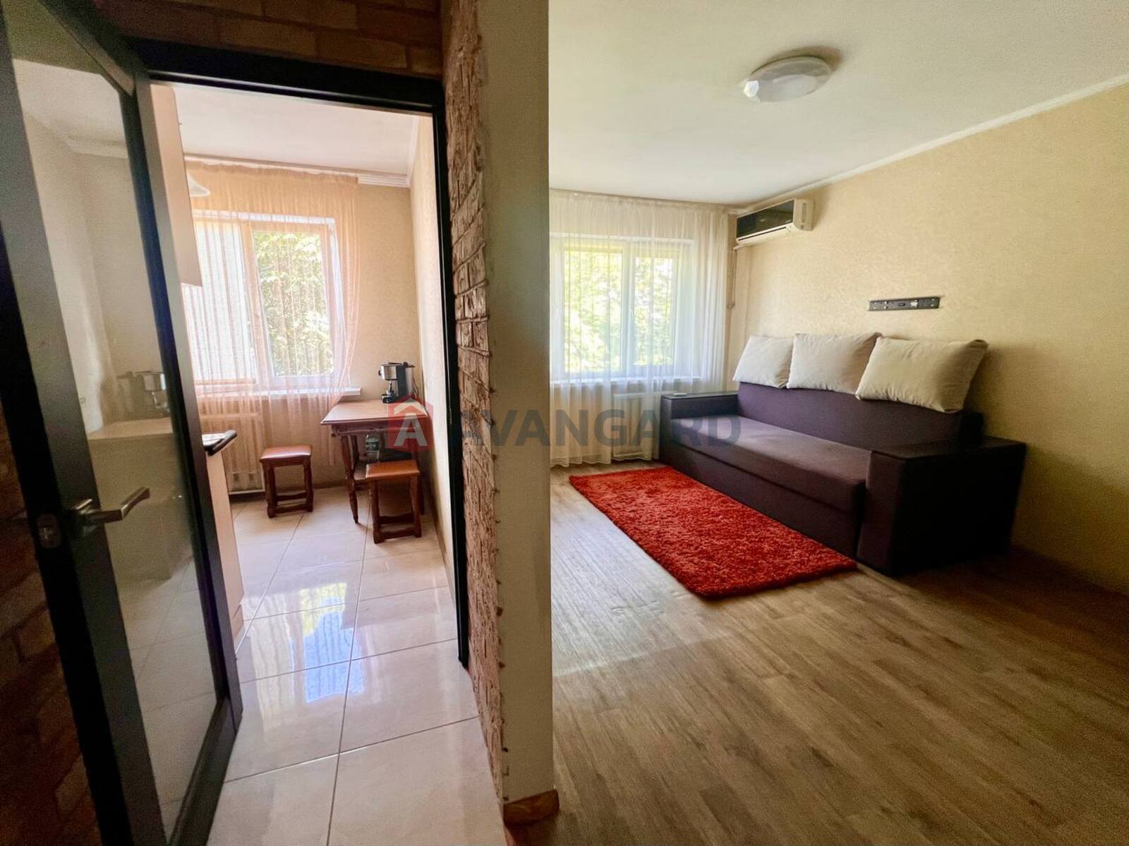 1 ����. ��������, 30/18/7 ��. �., 3/5 ���� ���� 6