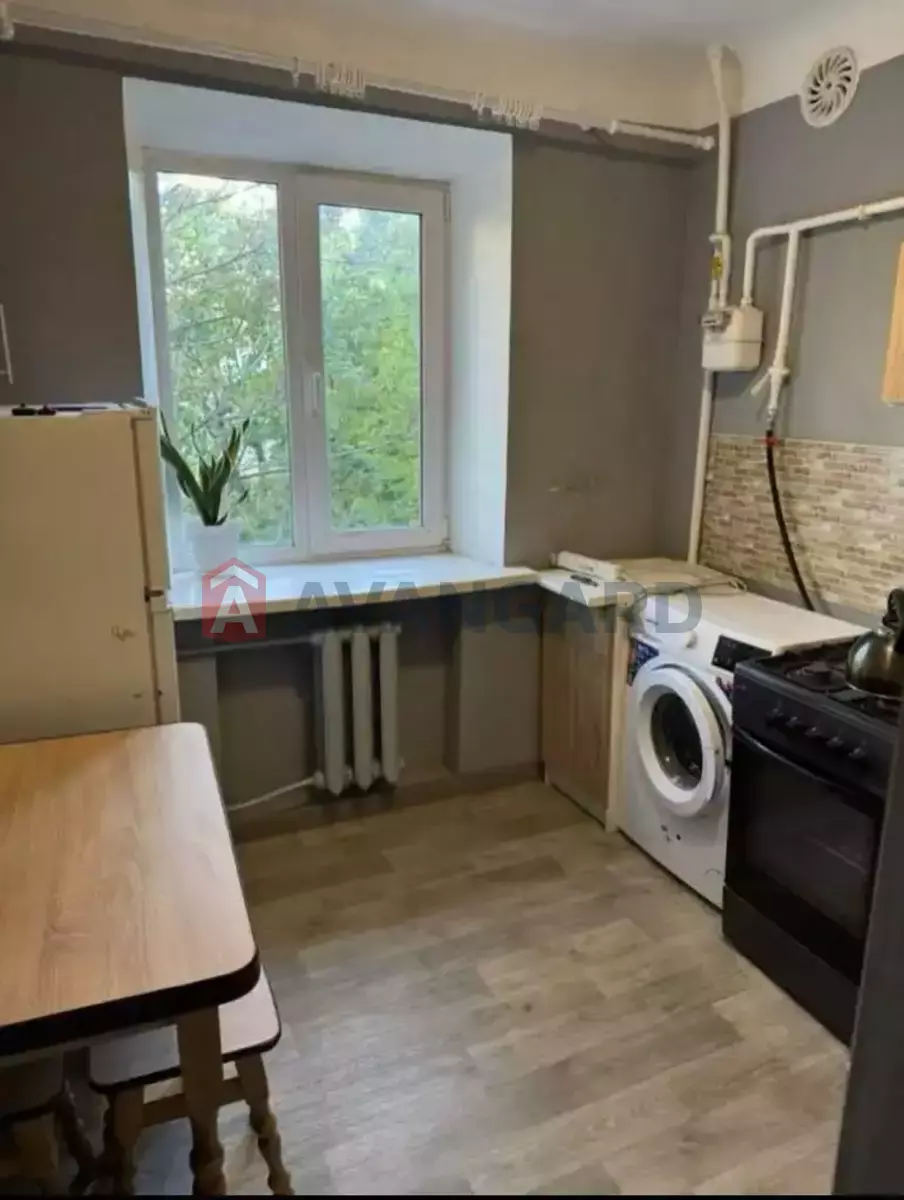 1 ��. ��������, 36/-/- ��. �., 3/5 ������ ���� 1