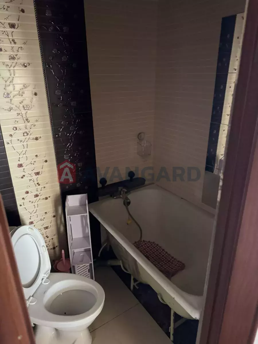 1 ����. ��������, 22/-/5 ��. �., 9/9 ���� ���� 6