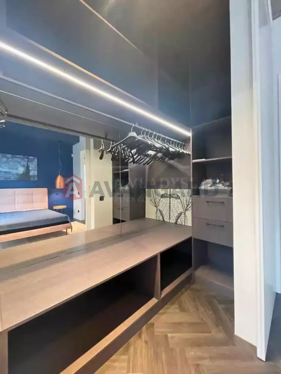 3 ��. ��������, 70/-/- ��. �., 7/12 ������ ���� 19