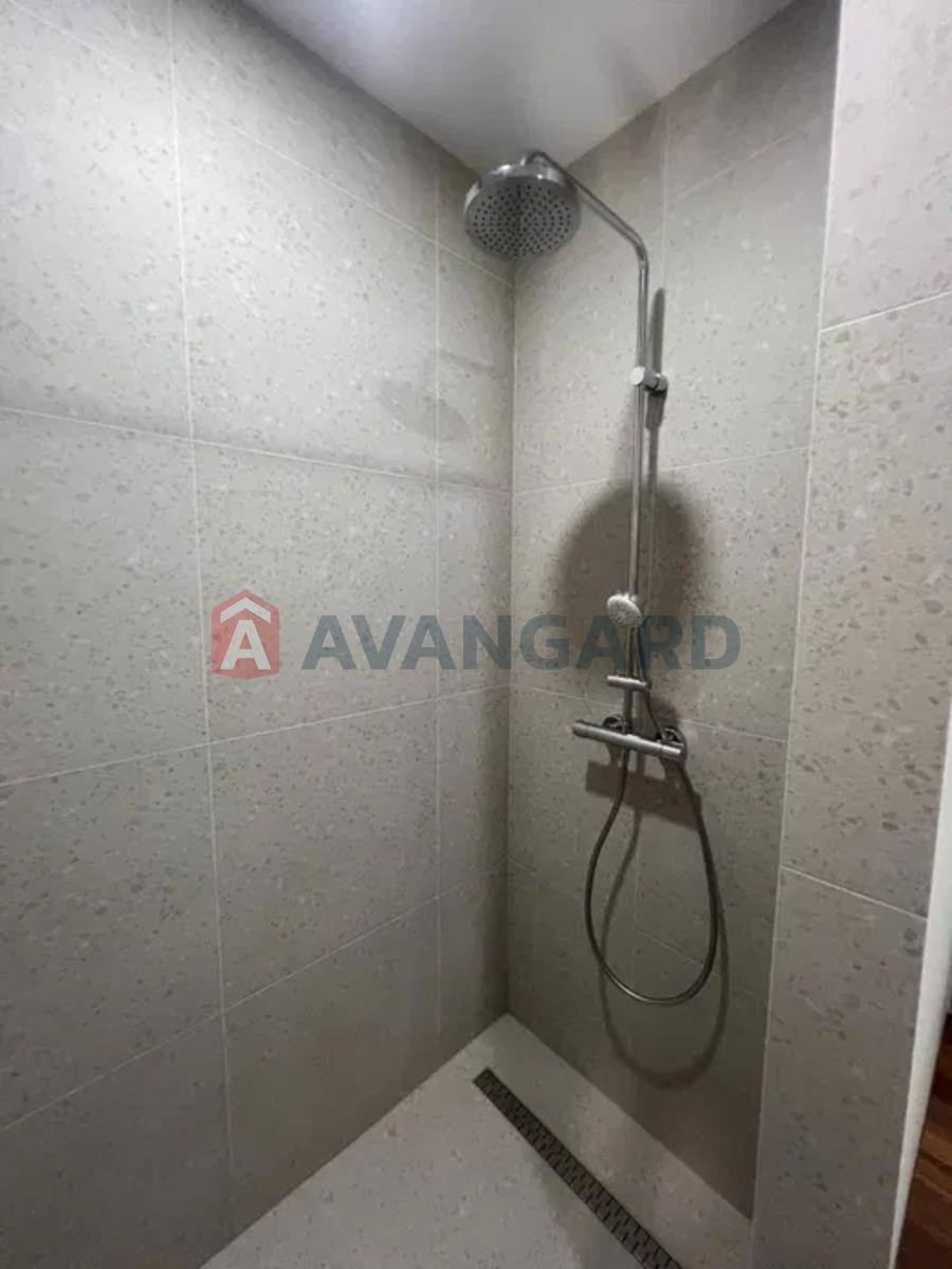 1 ����. ��������, 46/-/17 ��. �., 4/5 ���� ���� 9