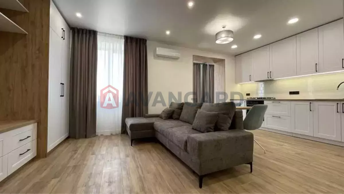 1 ��. ��������, 46/-/- ��. �., 5/10 ������ ���� 1