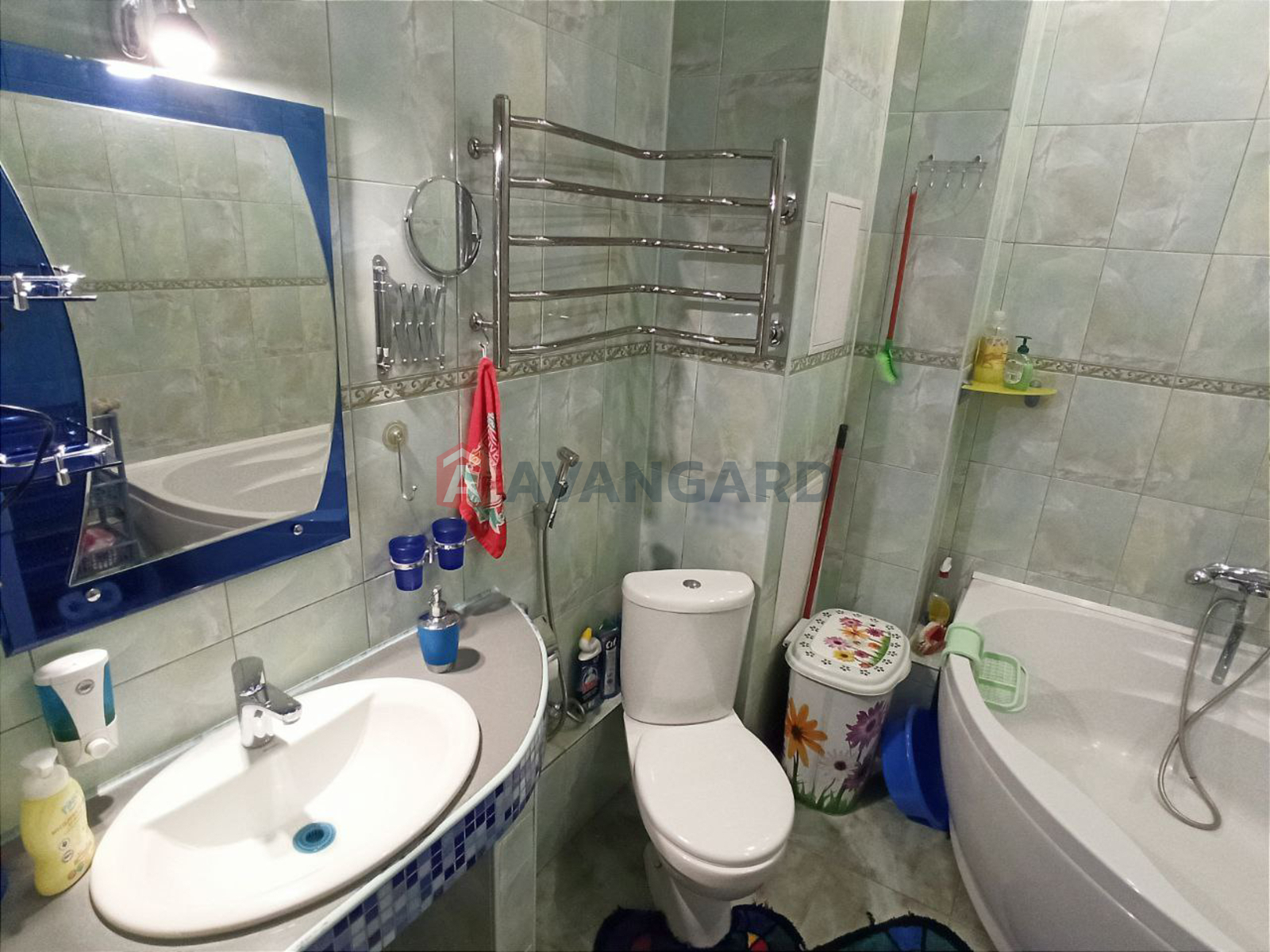 3 ����. ��������, 94/56/18 ��. �., 15/25 ���� ���� 16