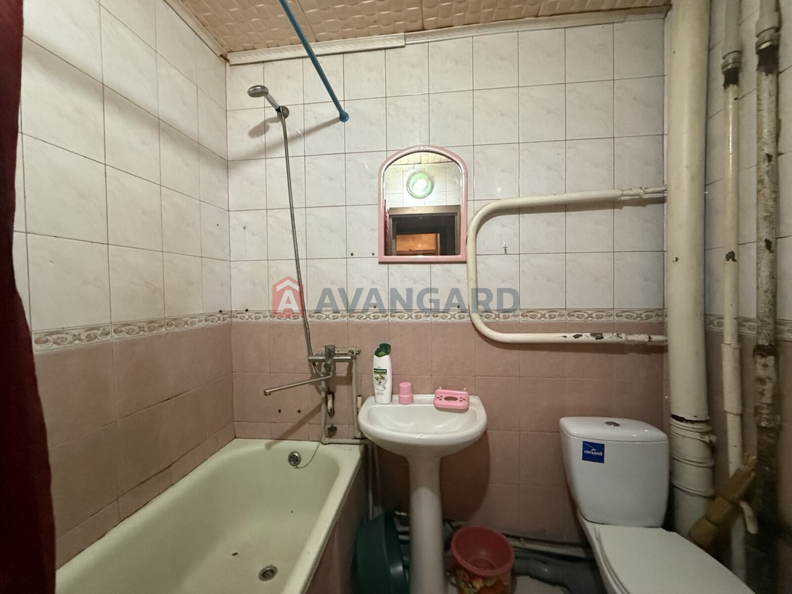 2 ����. ��������, 47/28/8 ��. �., 8/9 ���� ���� 7