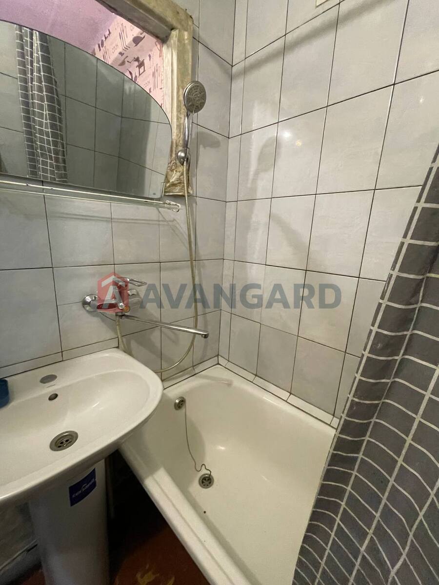 1 ��. ��������, 30/-/- ��. �., 2/5 ������ ���� 7