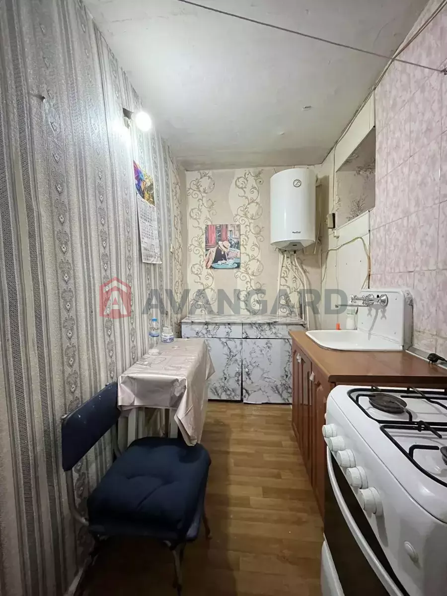 2 ����. ��������, 37/25/5 ��. �., 1/9 ���� ���� 8