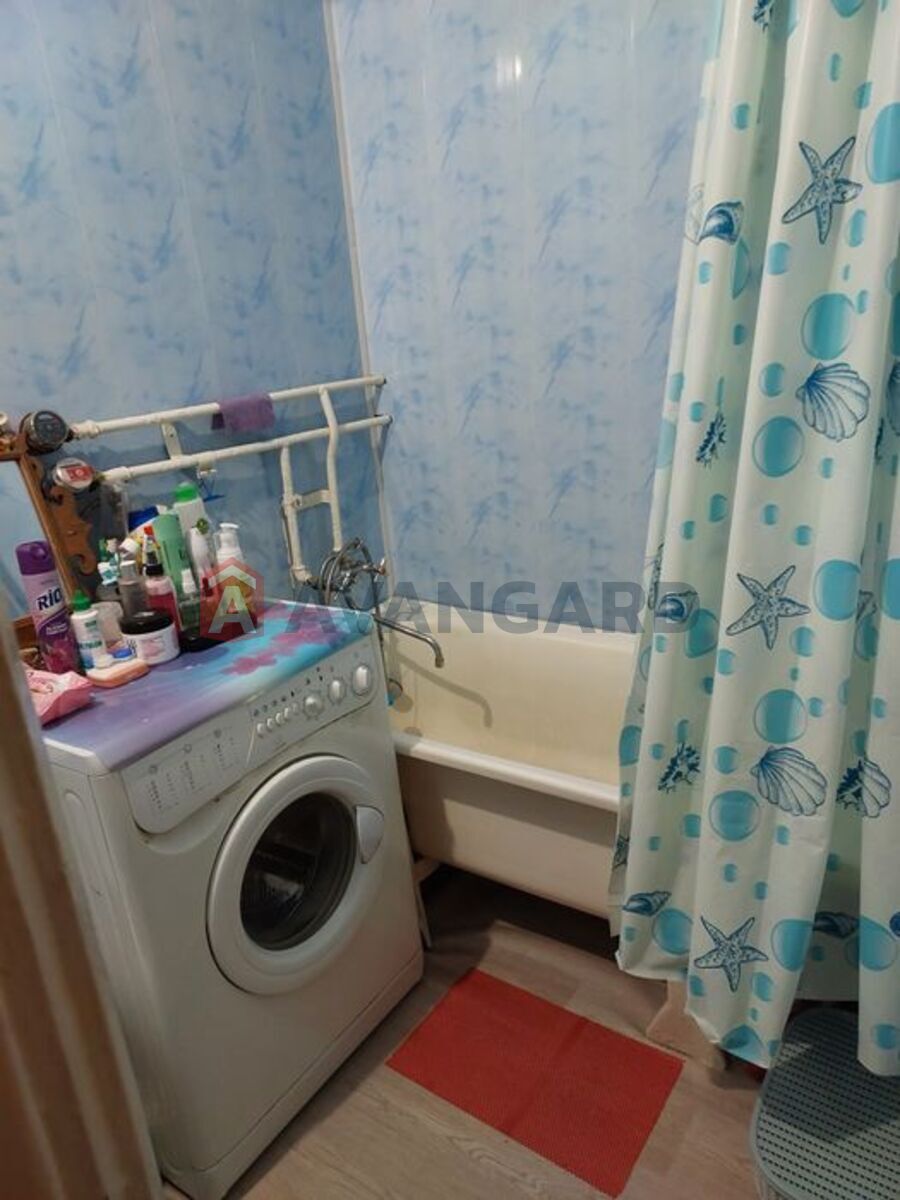 1 . , 18/-/9 . ., 4/5   5