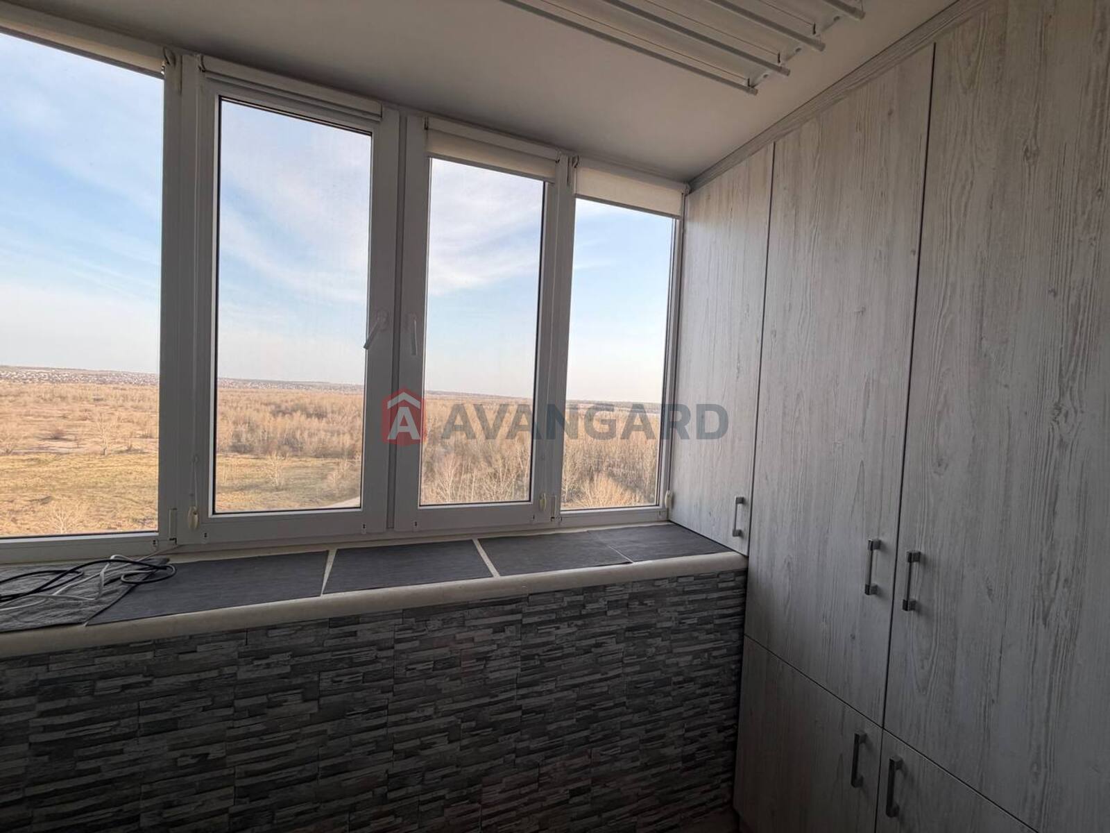 2 ��. ��������, 60/30/10 ��. �., 9/10 ������ ���� 4