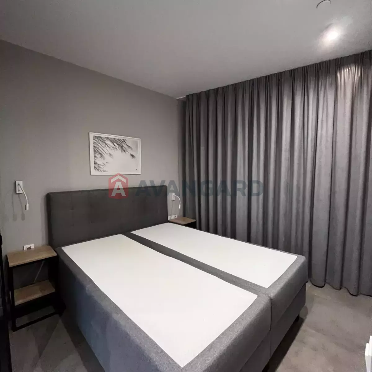 1 . , 44/-/- . ., 4/23   8