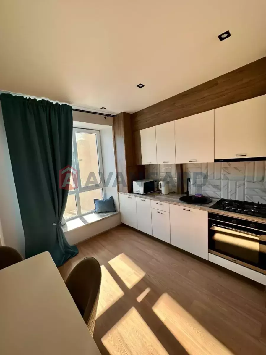 2 ����. ��������, 56/48/24 ��. �., 8/12 ���� ���� 1