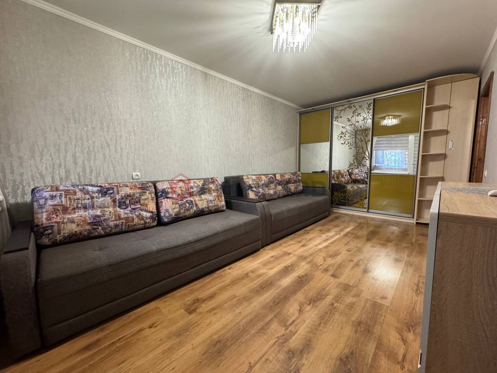 1 ����. ��������, 35/17/7 ��. �., 1/9 ���� ���� 1