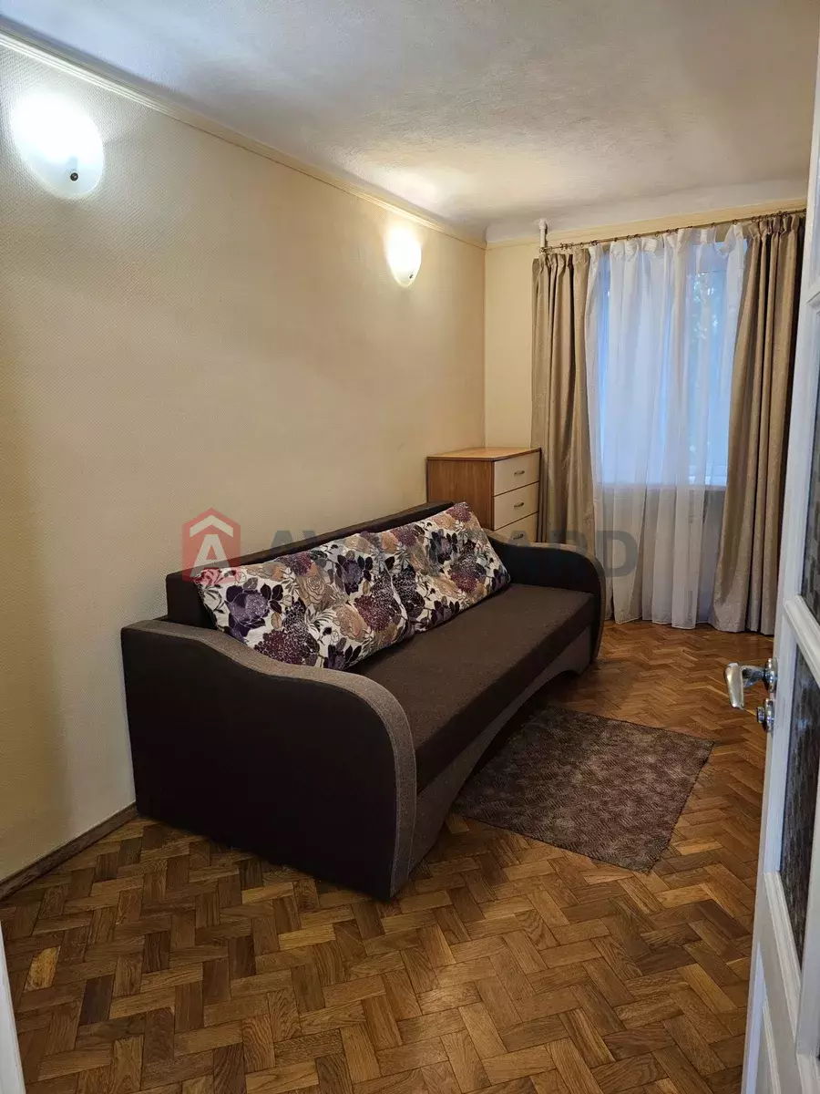 3 ��. ��������, 58/-/6 ��. �., 4/5 ������ ���� 6