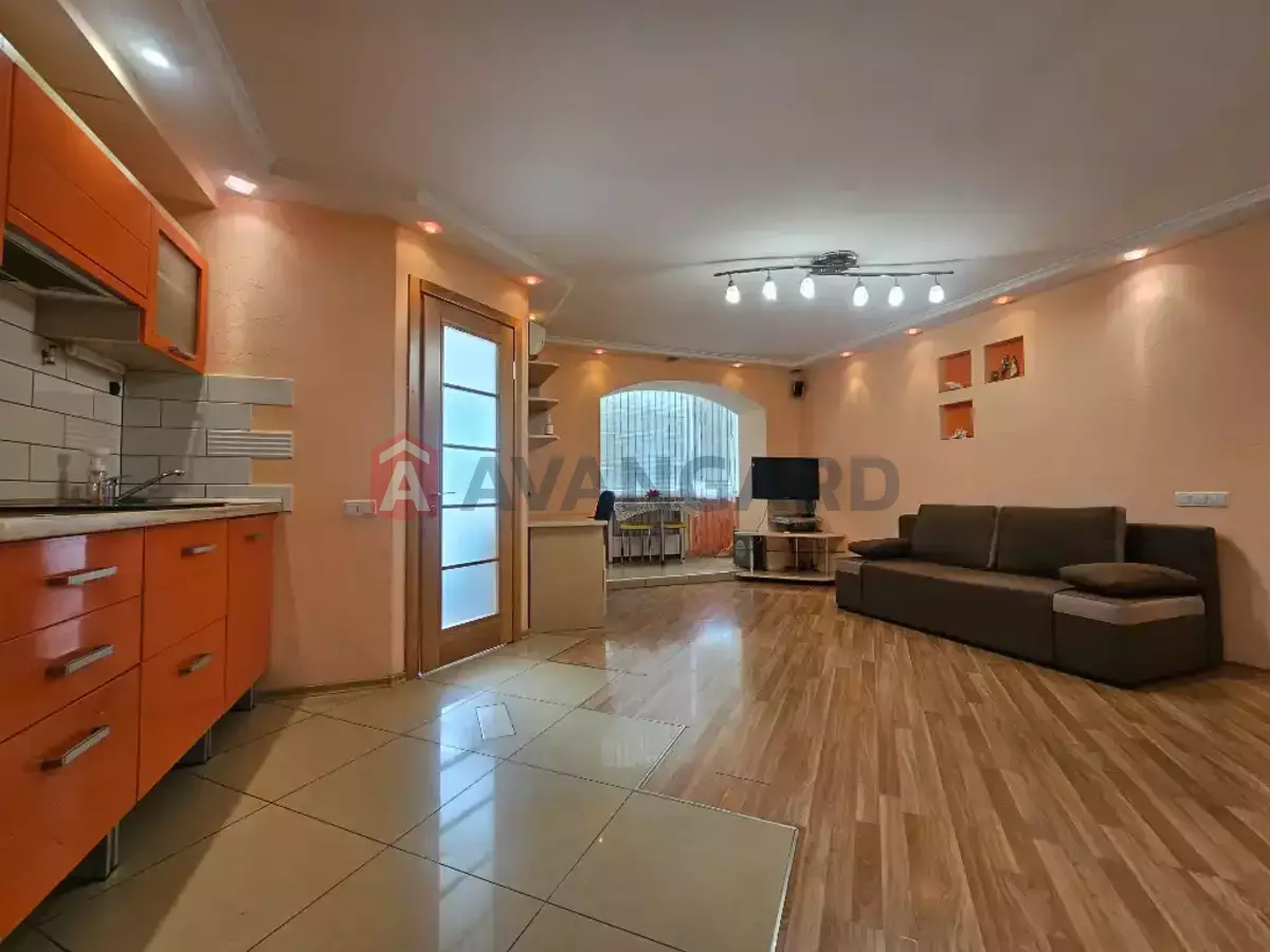 1 ����. ��������, 33/20/- ��. �., 3/5 ���� ���� 5