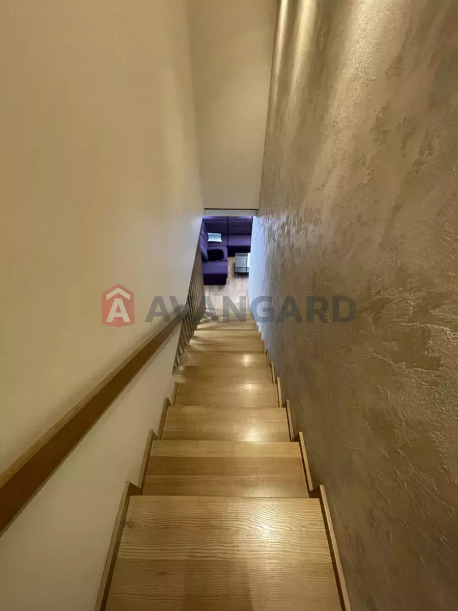 4 ��. ��������, 145/-/50 ��. �., 5/7 ������ ���� 5